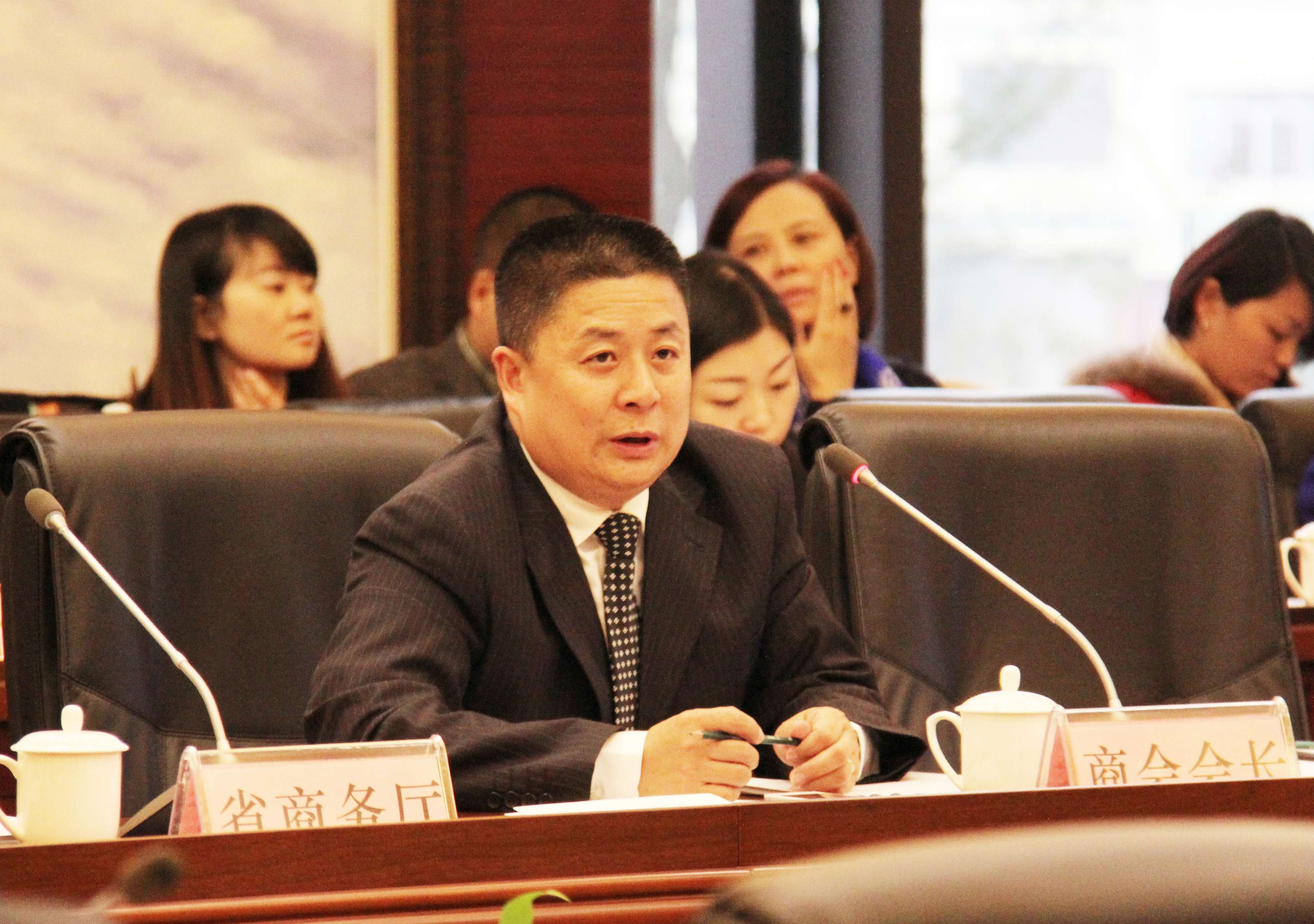 会长讲话.jpg